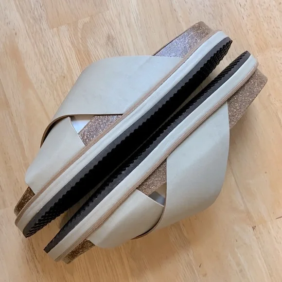 NIB FREE PEOPLE Sidelines Footbed Sandals Dove Grey - Picture 6 of 16